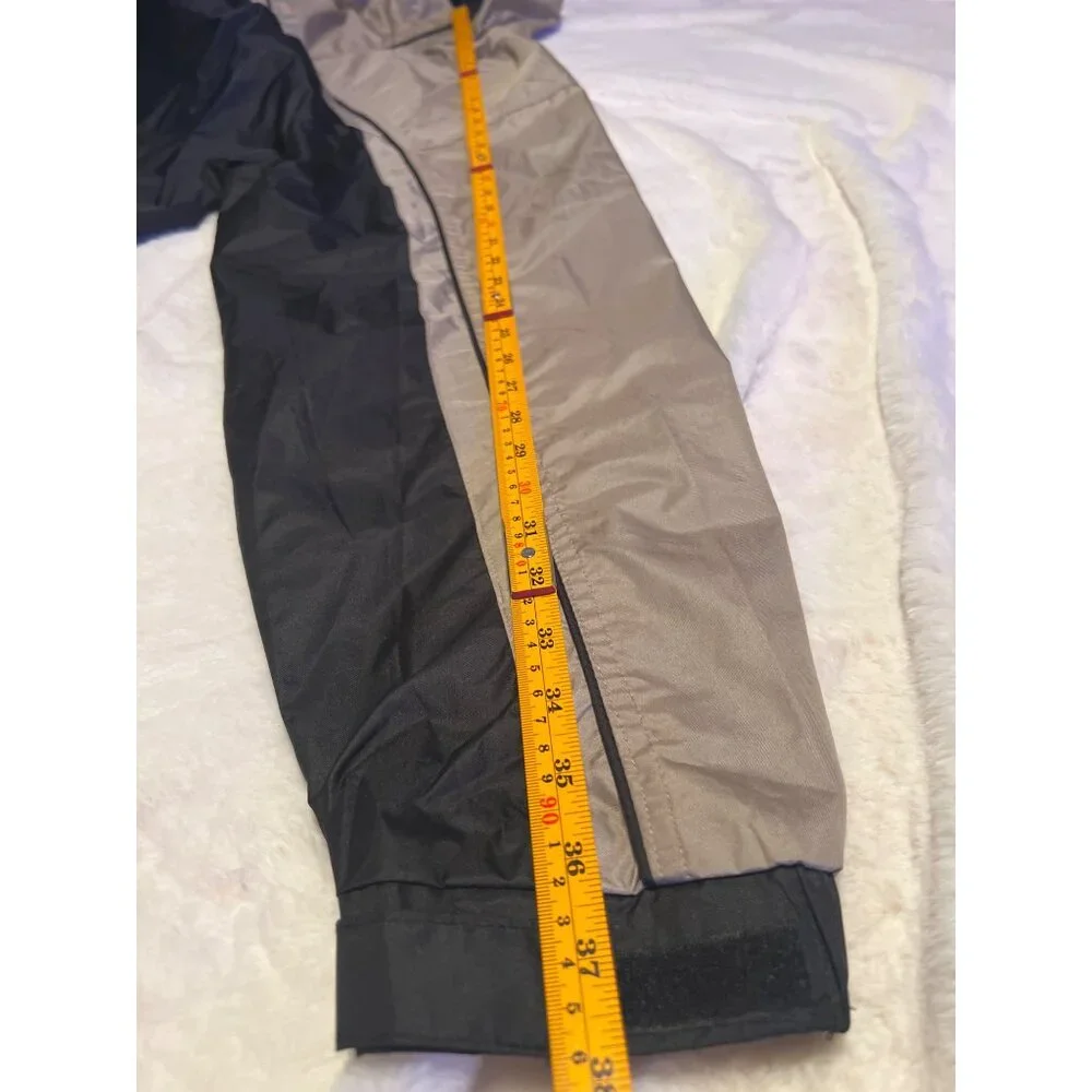 i6 Apparel Men’s XL Windbreaker Jacket –Lightweight, Zip‎ (box cutter Damage)